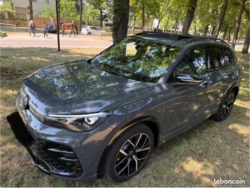 Nouvelle Volkswagen Tiguan R LINE 272cv toit ouvrant panoramique · photo 1